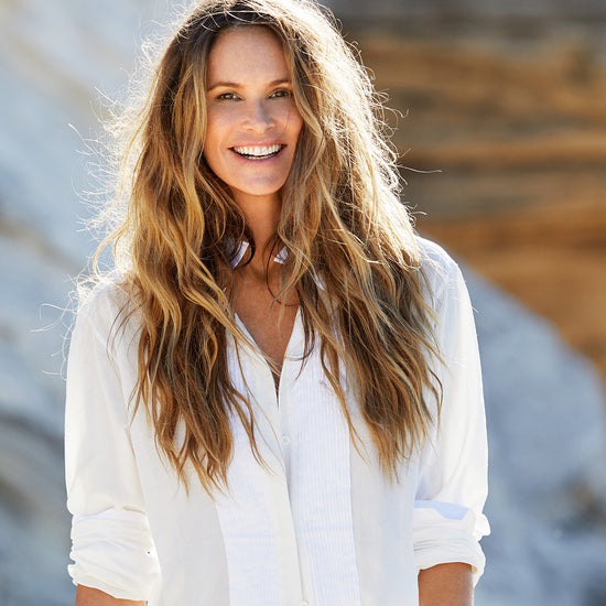 Elle Macpherson with Maya Fiennes